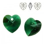 Cercei din Argint cu elemente Swarovski Heart 14mm Emerald